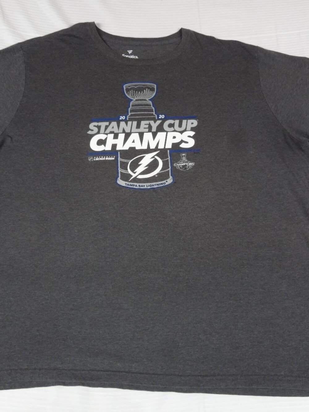 TAMPA BAY LIGHTNINIG STANLEY CUP CHAMPIONS 2020 - GRAY 4XL T-SHIRT L539